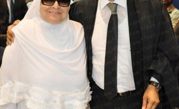 الدكتور عمرو الليثي ووالدته